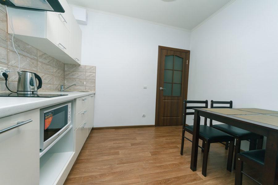 Cozy Apartment On Gmyri 12B Near Metro Poznyaki Киев Екстериор снимка